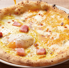 クアトロフォルマッジ×カルボナーラ