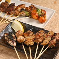 1本1本に職人技が光る…路地裏の焼鳥名店