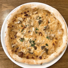 ポルチーニ茸のピザ