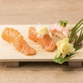 料理メニュー写真&nbsp;イケメン！サーモン尽くし
