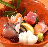 季節の魚介を使った新鮮な海の幸♪