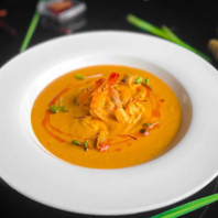 新鮮スパイスを使ったモダンインド料理が楽しめる！