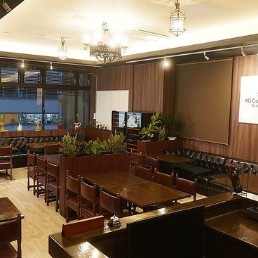 KG Cafe&Wine Restaurant ケージーの雰囲気1