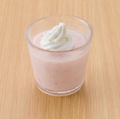 いちご杏仁豆腐