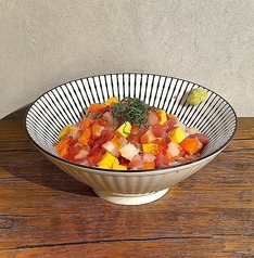 絶品 海鮮ちらし丼