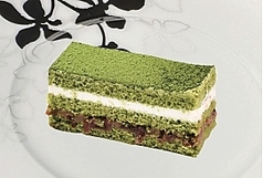 抹茶と小豆のショコラケーキ