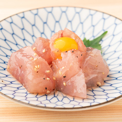 ビントロ塩ユッケ