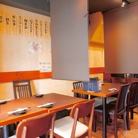 小人数でのご利用時は仕切りで半個室に♪