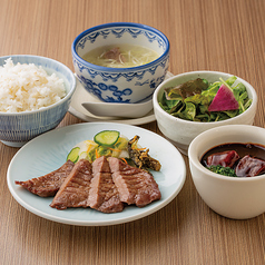 牛たん三昧定食