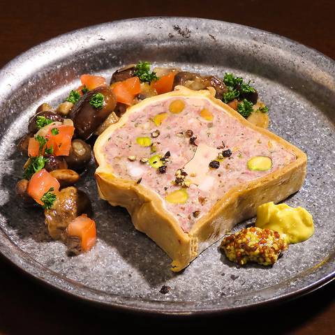 BOUCHON TAKAIRA uV^JC