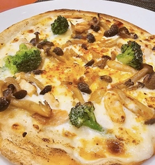 秋鮭ときのこのピザ