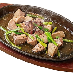 【豚】黒豚タンのコリコリスタミナ焼き 並盛