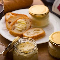 フランスパン(2ケ) はちみつバター添え