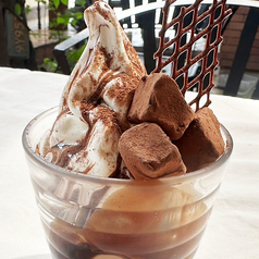 ★北海道ソフトクリームパフェ　スタンダードサイズ