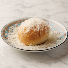 チャバタ パルミジャーノ・レッジャーノ添え