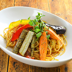 牧場野菜のトマトソースパスタ