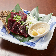 鯨の赤身刺し