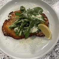 前菜やお肉・パスタなど、多彩なイタリア料理を堪能