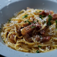 多彩なパスタを揃えています。