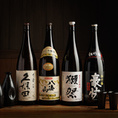日本酒好きな店長が料理に合ったお酒をご提案致します。珍しい銘柄やこだわり地酒、女性に嬉しい果実酒も豊富にご用意しております。飲み放題付コースで逸品料理と上質なお酒で疲れを癒す至高のひとときをお過ごしください。