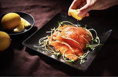 サーモンのカルパッチョ