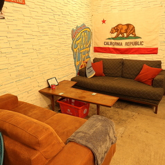 《少人数利用でも対応可能なテーブル席です◎》