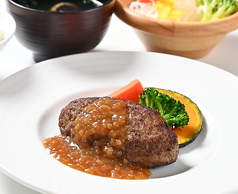 和牛100%ハンバーグランチ(デミグラス・和風ソース)