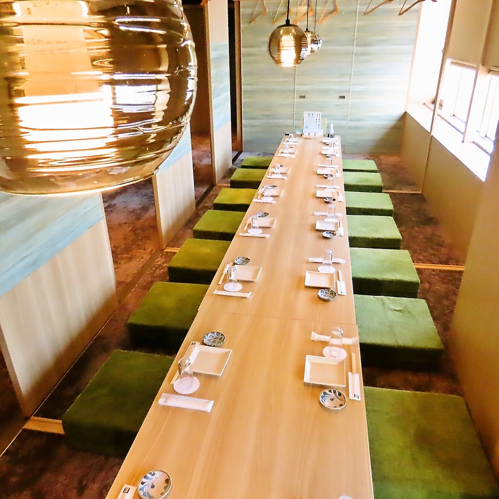 店内は完全個室でお席をご用意させて頂いております。