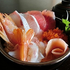 本日の海鮮丼