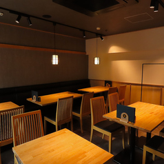 炭火焼鳥 とりこ 栄本店の雰囲気2