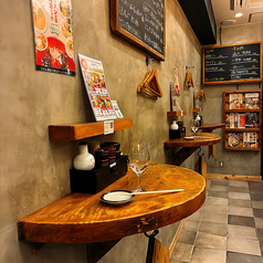 ※全席立ち呑みです!テーブル席は4名様席が3つあります!