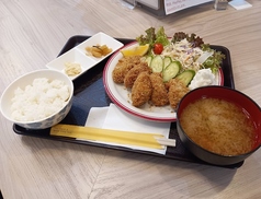 牡蠣フライ定食