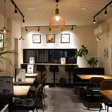 CASTLE 中華ダイニング&カフェの雰囲気1