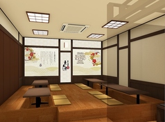 串かつ酒場 えん満 守口店の雰囲気1