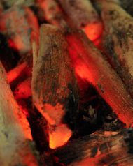 鮭茶漬けは、オーダーが来てから鮭の切り身を炭火で焼いた手間のかかった逸品です！