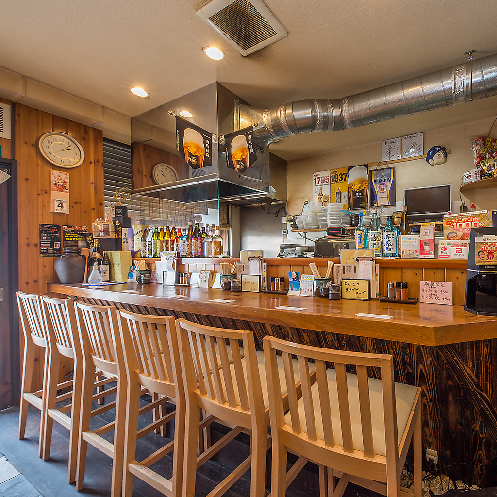 アットホームな空間が魅力☆おひとりさまやデートにおすすめのカウンター席もございます♪