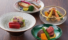 新潟グランドホテル 日本料理レストラン 静香庵のコース写真