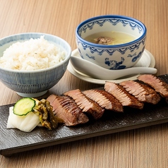 極厚牛たん定食 2枚4切