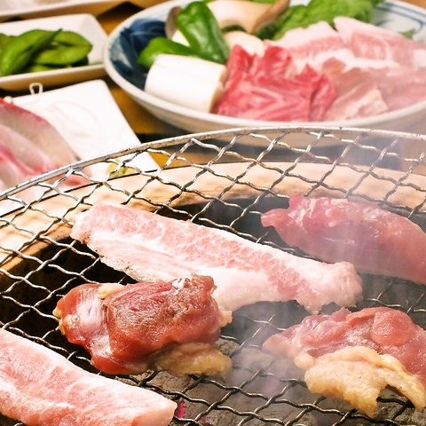 平尾の人気店【いろり】七輪焼きセットは肉・野菜・小鉢・刺身で1800円
