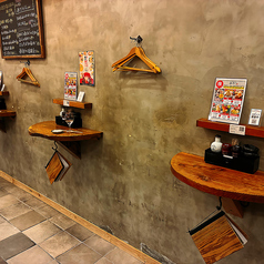 ※全席立ち呑みです!テーブル席は4名様席が3つあります!