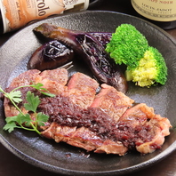 こだわりのメイン料理も充実◎肉好き必見のラインナップ