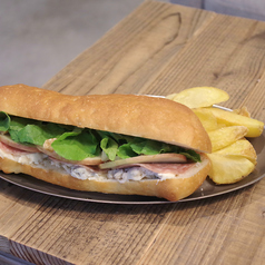 ミラノサラミとゴルゴンゾーラ Milanese Salami & Gorgonzola Cheese