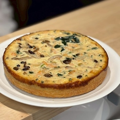 シャケときのこのキッシュ