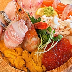 贅沢海鮮丼