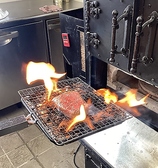 超高温で一気に焼き上げる  wood bakersならではの柔らか肉汁じゅわ～なお肉をご堪能下さい！