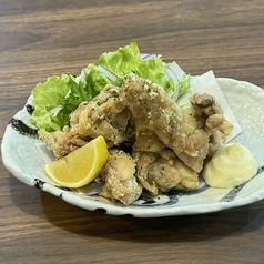 鶏の唐揚げ！お酒に合うお料理多数ご用意！