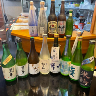 定番のお酒の他、日本酒飲み比べセットも！