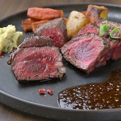 熟成牛フィレ肉のロースト200g ~トリュフの香り~