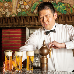 生ビール注ぎ手佐々木有