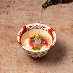 まぐろの胡麻だれ出汁茶漬け
